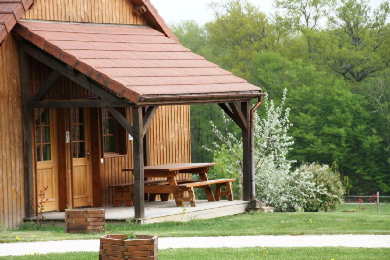 Le Hameau Des Grilles Villa Saint-Fargeau  Kültér fotó